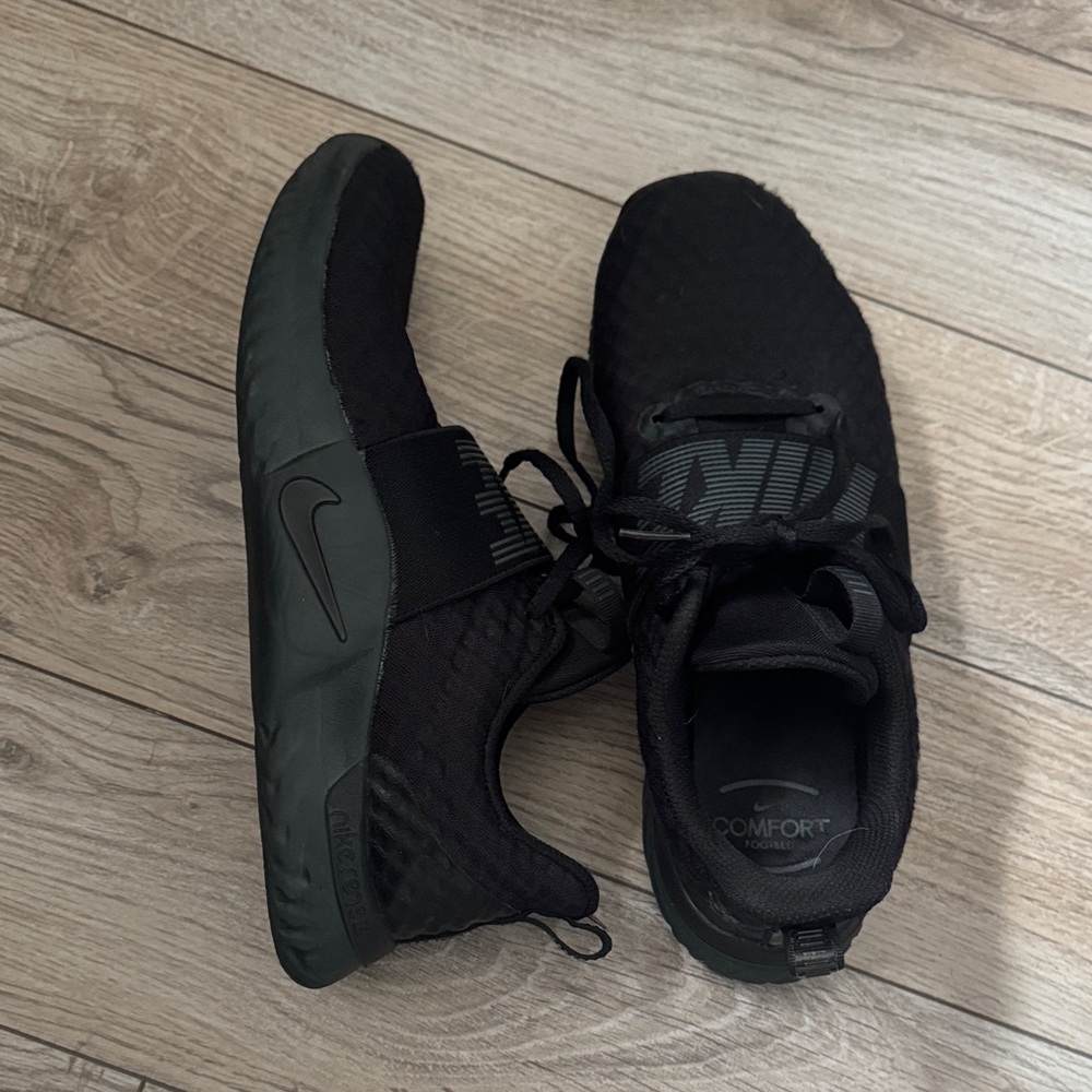 Nike Women’s Black Running Shoes